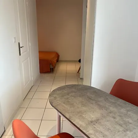 Appartement Hauteurs De : Piscine *